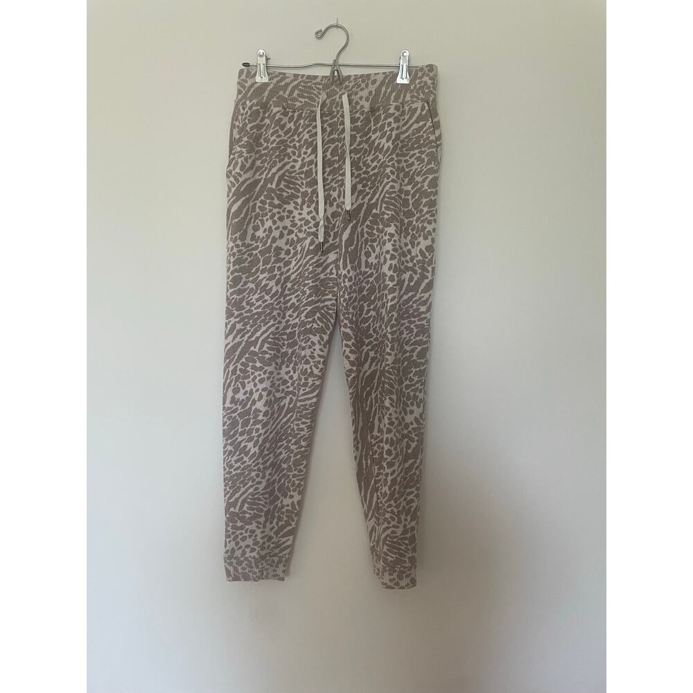 Rails Oakland Sweatpants in Natural Animal Spots Sz Med